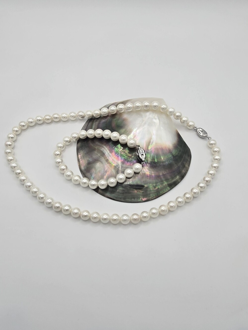 Sterling Sliver Faux Glass White Pearl Necklace and Bracelet Set - Picture 4 of 5